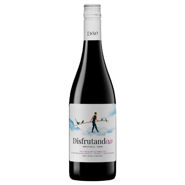 Botella de Disfrutand0,0 Tinto, vino tinto desalcoholizado de Viñas Familia Gil